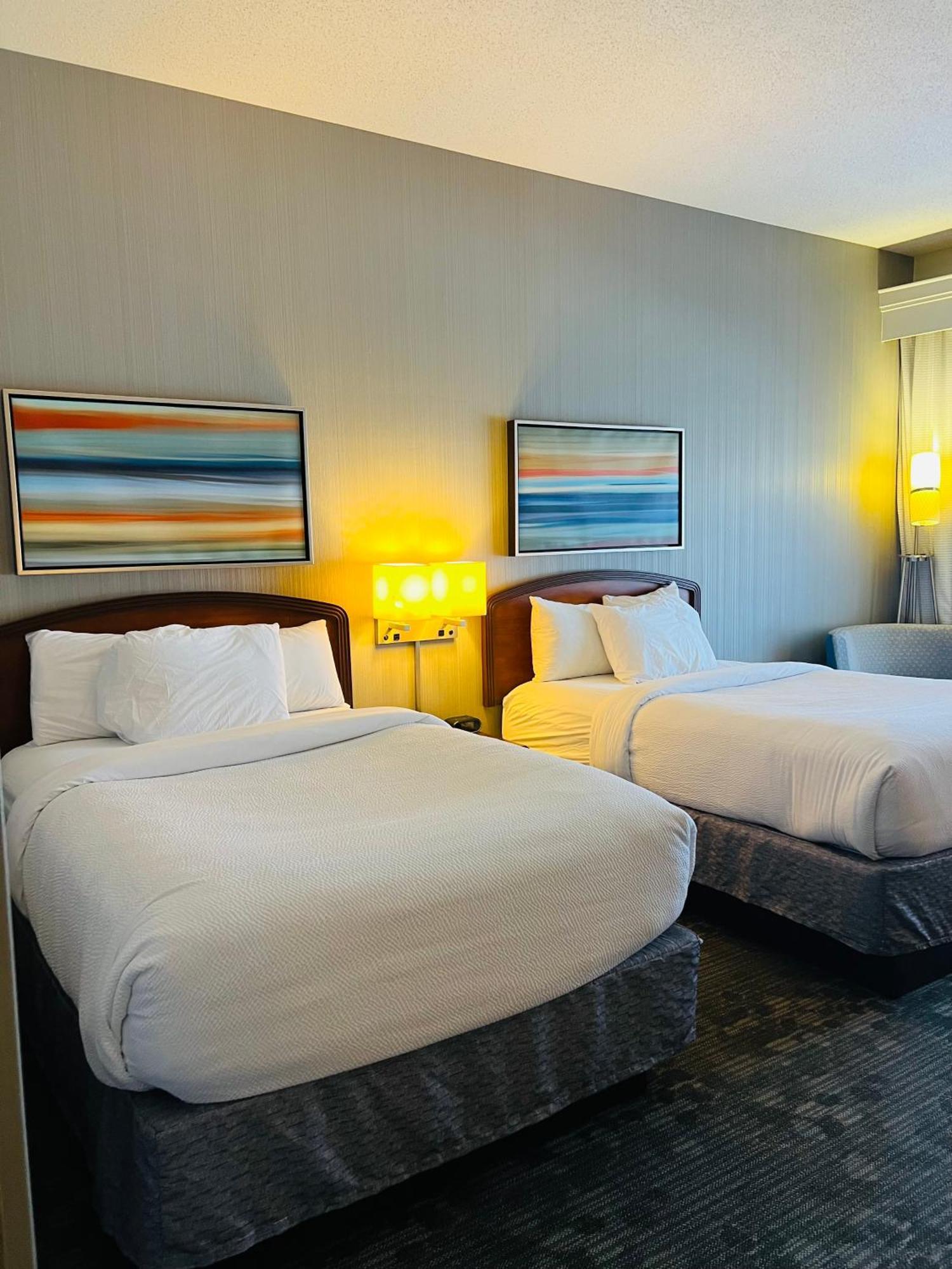 Country Inn & Suites By Radisson, Columbus-Edinburgh Eksteriør billede