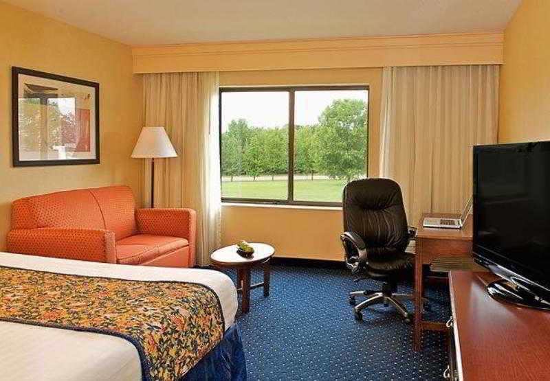 Country Inn & Suites By Radisson, Columbus-Edinburgh Værelse billede