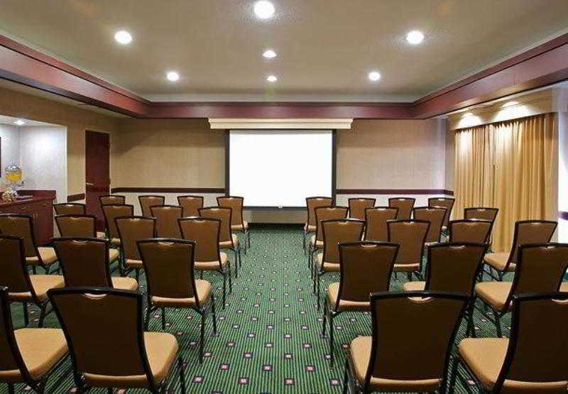 Country Inn & Suites By Radisson, Columbus-Edinburgh Eksteriør billede